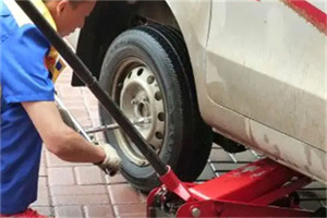 天桥附近拖车24小时服务热线电话